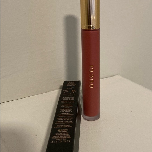 GUCCI ROUGE A LÉVRES LIQUID MATTE
LIP COLOUR 6.5 ml 0.21 FL. OZ NEW IN BOX. - Picture 3 of 6